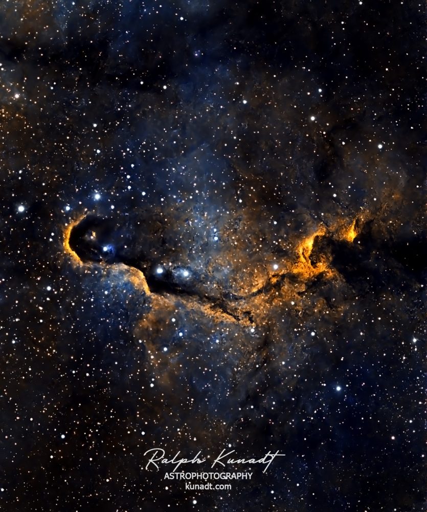 IC1396A Elephant's Trunk Nebula in Hubble colours